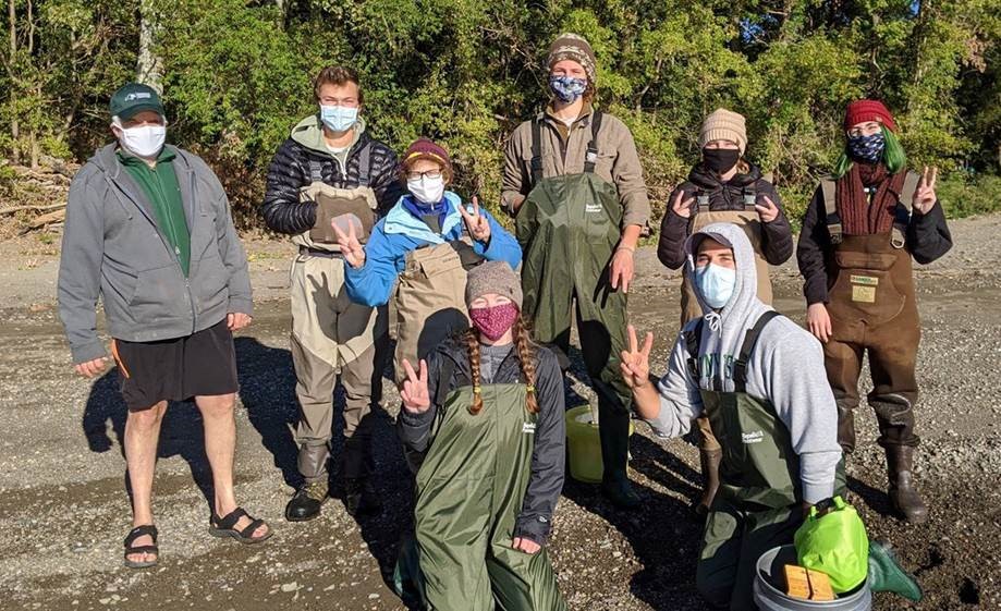 Dr. Karin Limburg and the students in ESF's fisheries science practicum