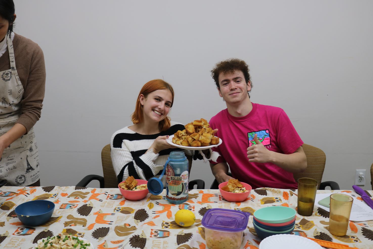 esf students hold food on a reusable plate