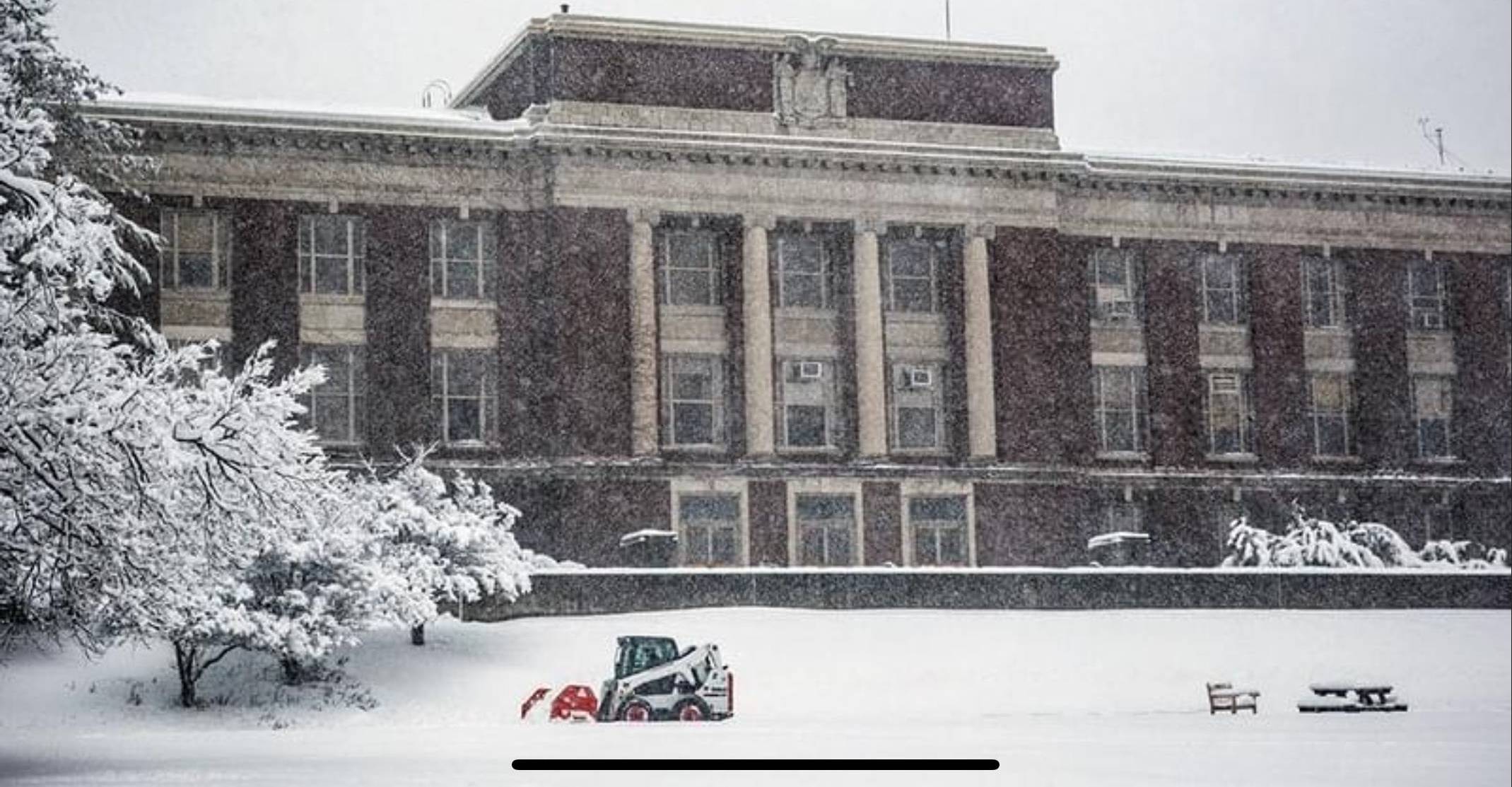 E S F campus on a snow day