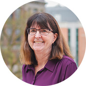 Dr. Lindi Quackenbush