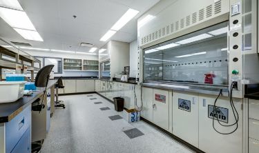 Photo of a laboratory.