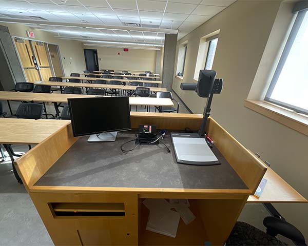 Teaching station in Baker laboratory room 432