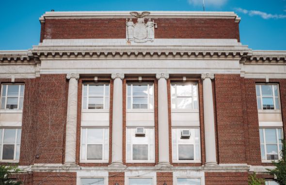 Front of Bray Hall, Syracuse campus
