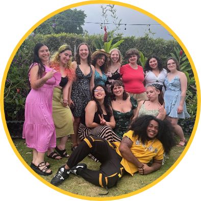 Students in a faculty-led course in Panama