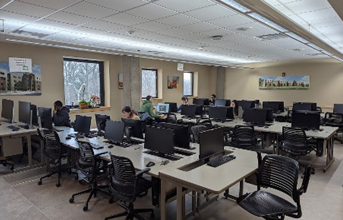 Computer lab setting